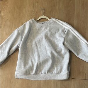 Light Gray Crewneck Sweatshirt with Shoulder Stripe